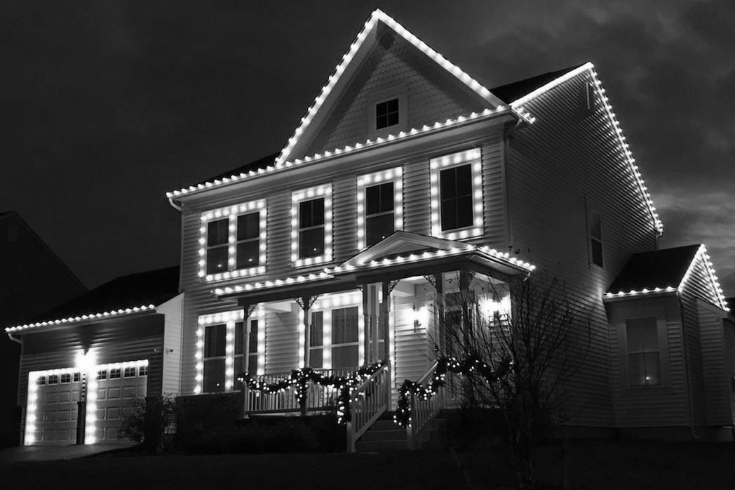 25 Pack C9 LED Outdoor Christmas Replacement Bulbs, Warm White, C9/E17 Base - Picture 33 of 48